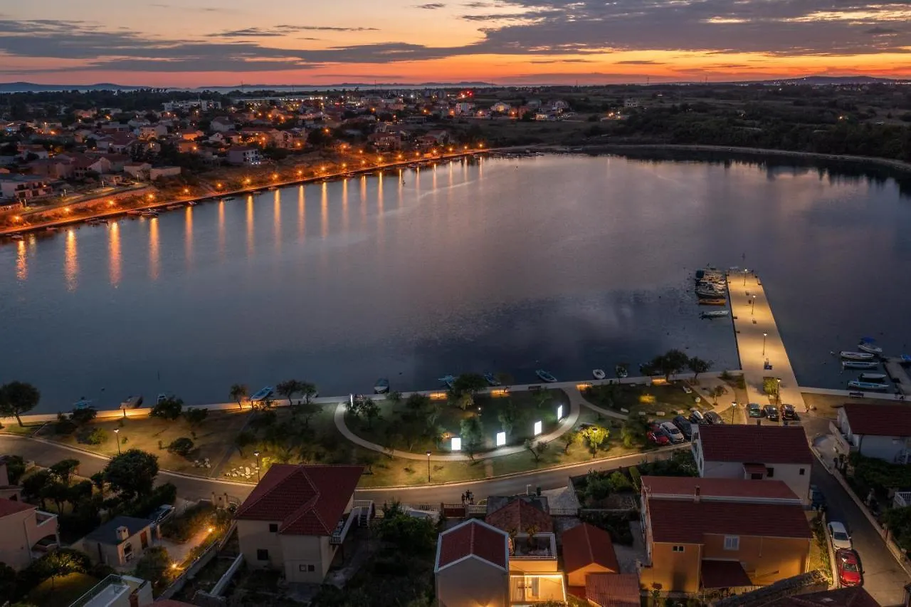 Villa Arca, Sea View/Sauna/Open/Closed/Heated Pool Nin