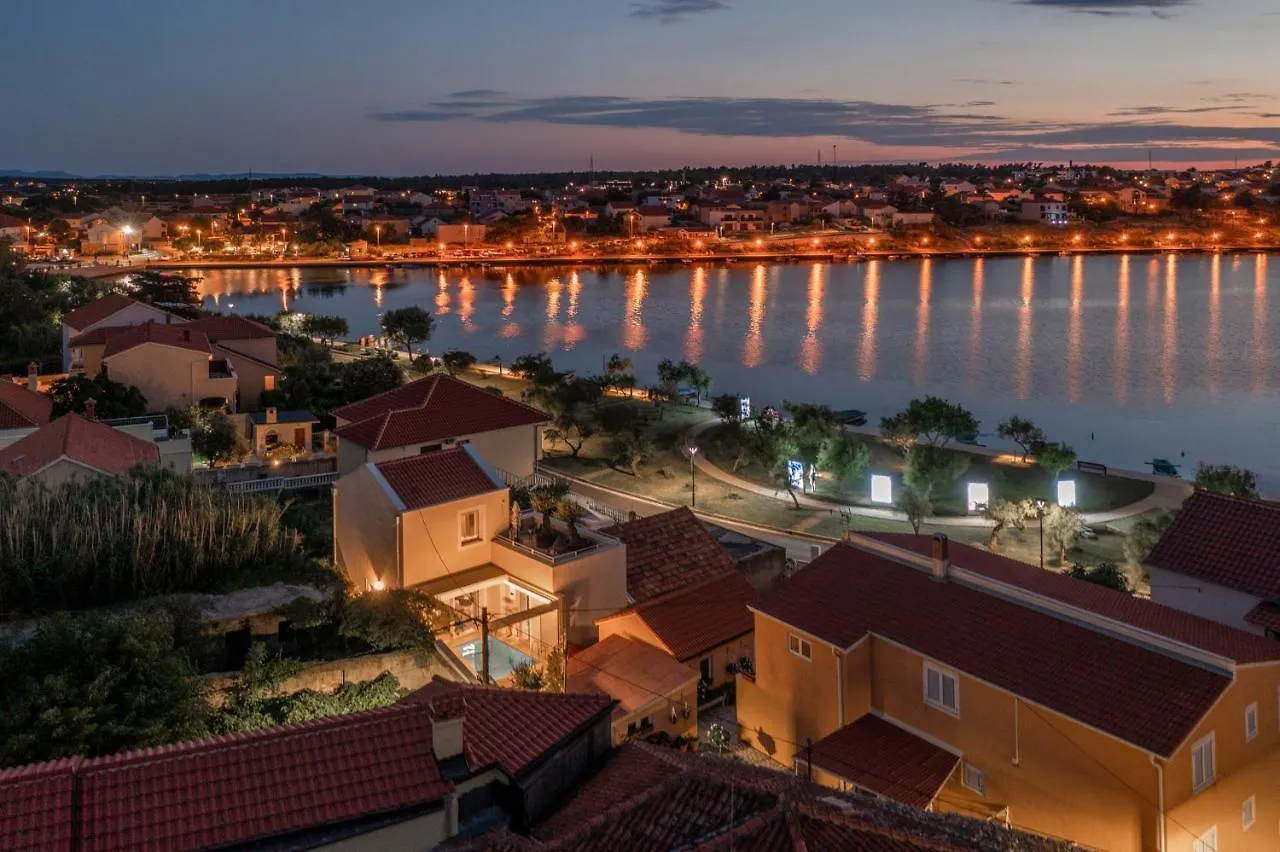 Villa Arca, Sea View/Sauna/Open/Closed/Heated Pool Nin